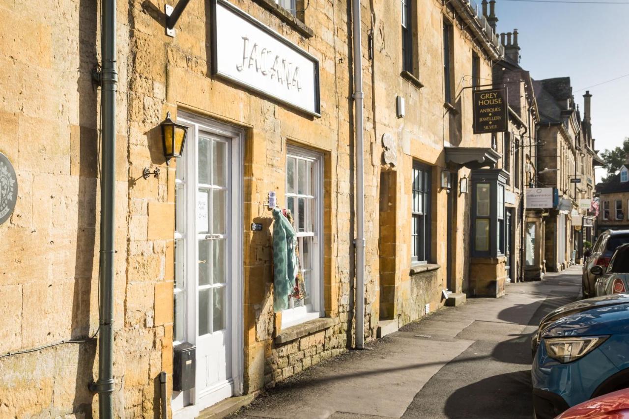 April Cottage Stow-on-the-Wold ภายนอก รูปภาพ